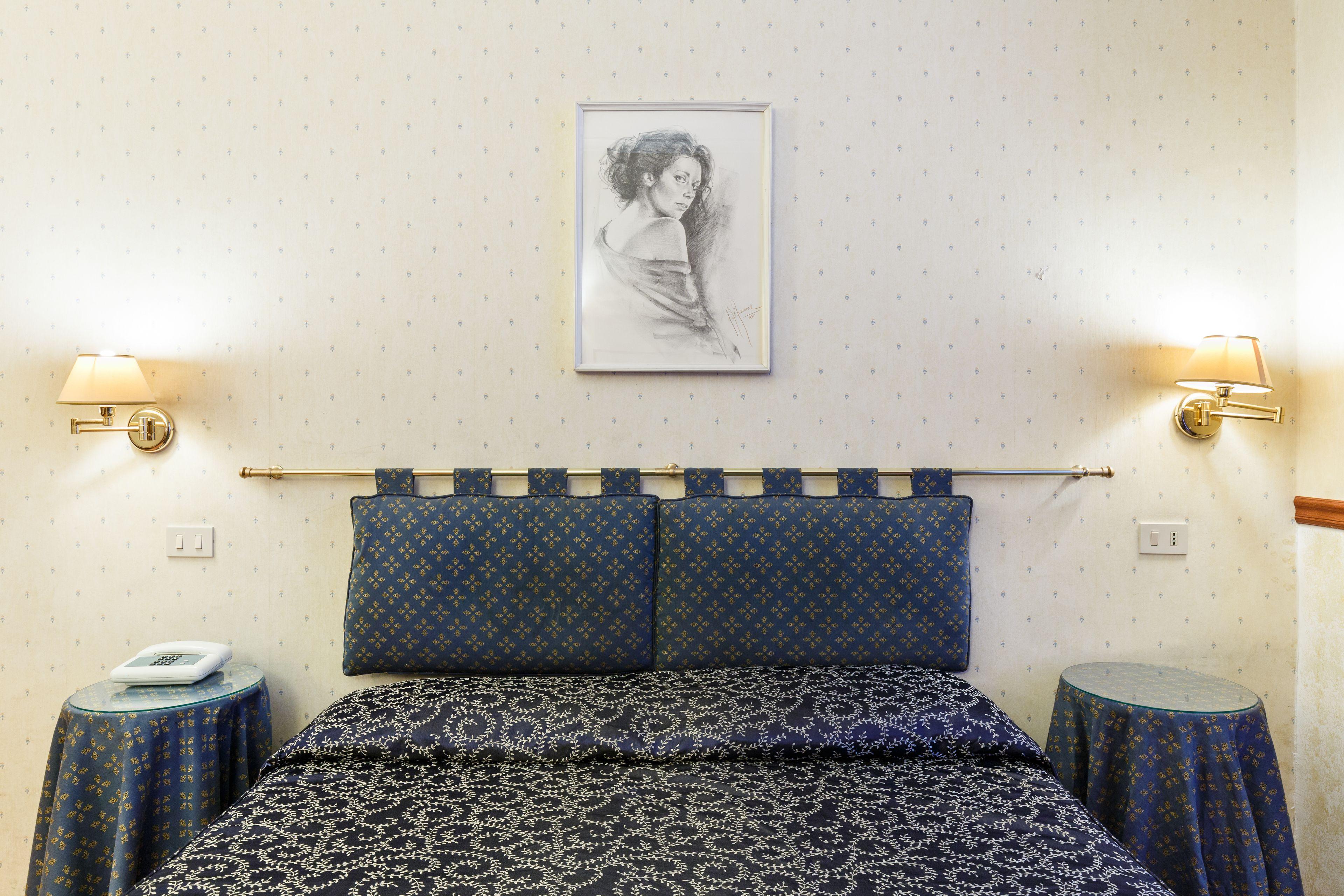 Classic Double or Twin Room,687157140:JPEG